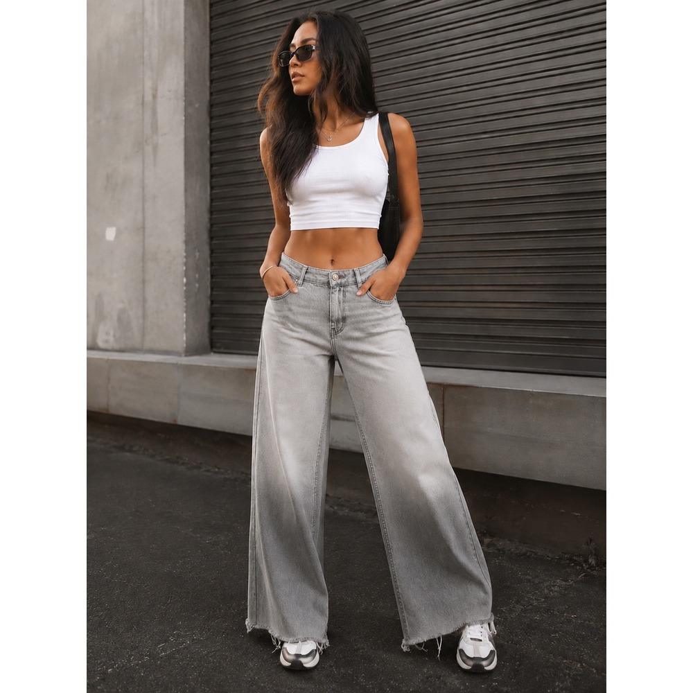 BDG Wide Leg Jeans Size 26 Light Grey High Rise Raw Hem Urban Outfitters #1496